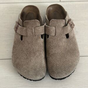 Birkenstock Boston Clog SZ 39 in Taupe Suede